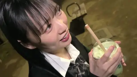 (再販)【個撮・中出し】148㎝ ちびっこちっぱい美少女 りな18歳 ビンビンに乳首尖らせてガチイキ パイパンマンコに種付け